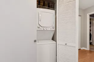 1160 S Michigan Ave, Chicago, IL 60605 - Photo 12