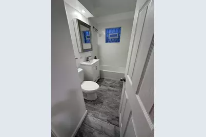 11339 S Avenue M Avenue, Chicago, IL 60617 - Photo 12