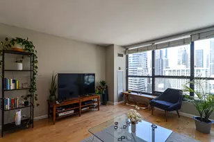 405 N Wabash Ave, Chicago, IL 60611 - Photo 2