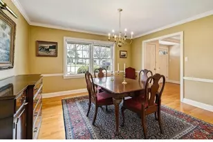 629 Courtland Cir, Western Springs, IL 60558 - Photo 8