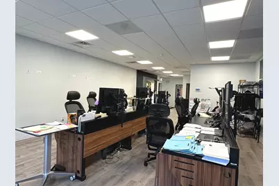 2445 W 71st Street, Chicago, IL 60629 - Photo 8