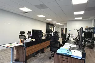 2445 W 71st St, Chicago, IL 60629 - Photo 8