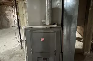 2445 W 71st St, Chicago, IL 60629 - Photo 32