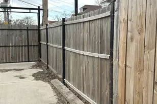 2445 W 71st St, Chicago, IL 60629 - Photo 36