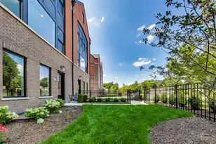 [Address not provided], Naperville, IL 60540 - Photo 2