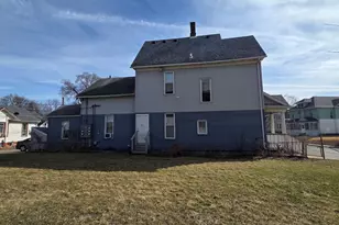 737 17th St, Rock Island, IL 61201 - Photo 6