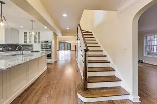 6420 N Navajo Ave, Chicago, IL 60646 - Photo 2