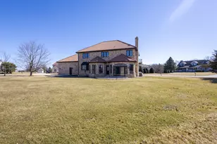 2658 E Royal Ridge Dr, Crete, IL 60417 - Photo 62