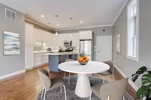 819 Foster St, Evanston, IL 60201 - Photo 4