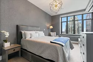 118 E Erie St, Chicago, IL 60611 - Photo 28