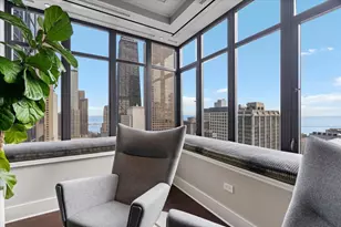118 E Erie St, Chicago, IL 60611 - Photo 10