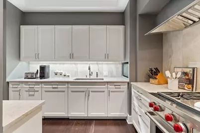 118 E Erie Street #35G, Chicago, IL 60611 - Photo 16