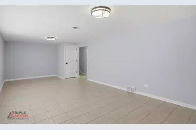 5500 W 83rd Place, Burbank, IL 60459 - Photo 24