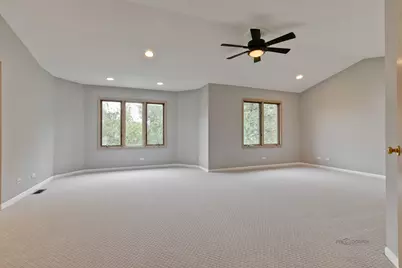 279 Brunswick Drive, Buffalo Grove, IL 60089 - Photo 18