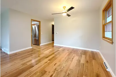 914 S Robert Drive, Mount Prospect, IL 60056 - Photo 14