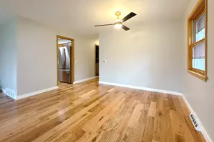 914 S Robert Dr, Mount Prospect, IL 60056 - Photo 14