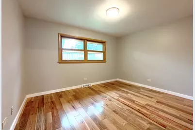 914 S Robert Drive, Mount Prospect, IL 60056 - Photo 32