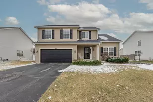 800 Maplewood Dr, Minooka, IL 60447 - Photo 1