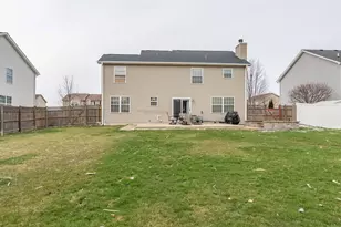 800 Maplewood Dr, Minooka, IL 60447 - Photo 16