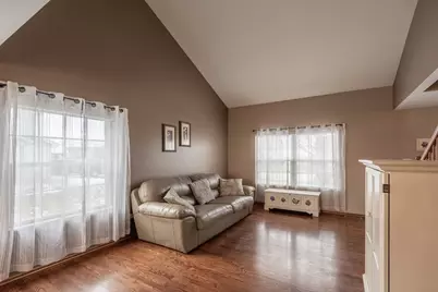 800 Maplewood Drive, Minooka, IL 60447 - Photo 2