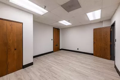 415 Washington Street #004A, Waukegan, IL 60085 - Photo 4