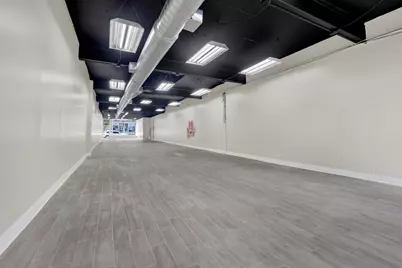 7055 N Clark Street, Chicago, IL 60626 - Photo 12