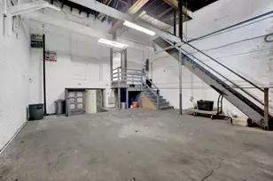 7055 N Clark St, Chicago, IL 60626 - Photo 18