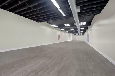 7055 N Clark Street, Chicago, IL 60626 - Photo 10