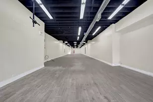 7055 N Clark St, Chicago, IL 60626 - Photo 6