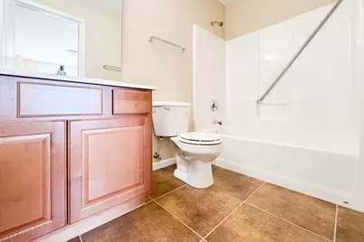 635 Stonegate Drive, Sycamore, IL 60178 - Photo 6