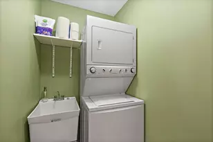 2916 Skyline Dr, Crystal Lake, IL 60012 - Photo 24