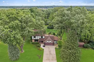 2916 Skyline Dr, Crystal Lake, IL 60012 - Photo 44