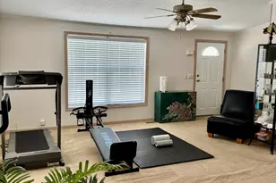 265 Tulip Cir, Matteson, IL 60443 - Photo 8