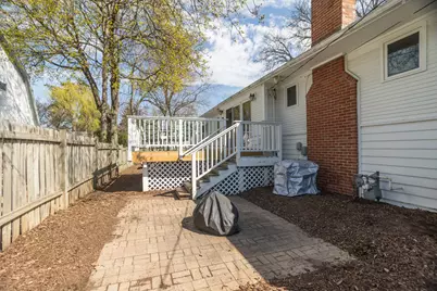 219 W Oak Avenue, Wheaton, IL 60187 - Photo 30