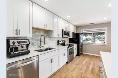 176 Grove Avenue #C, Des Plaines, IL 60016 - Photo 8