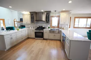 17342 Cambridge Pl, Tinley Park, IL 60487 - Photo 4