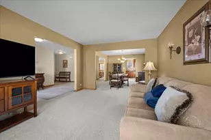 2518 Imgrund Rd, North Aurora, IL 60542 - Photo 16