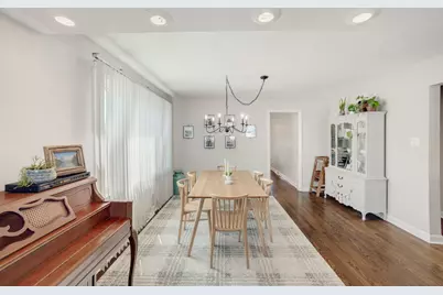 5337 W 102nd Street, Oak Lawn, IL 60453 - Photo 6