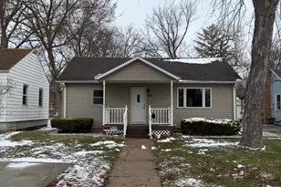 310 Prairie St, Ottawa, IL 61350 - Photo 1