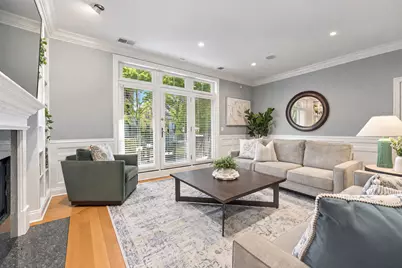 630 W Wellington Avenue #1E, Chicago, IL 60657 - Photo 4