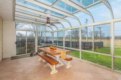 205 N Crestview Drive, Pontiac, IL 61764 - Photo 38