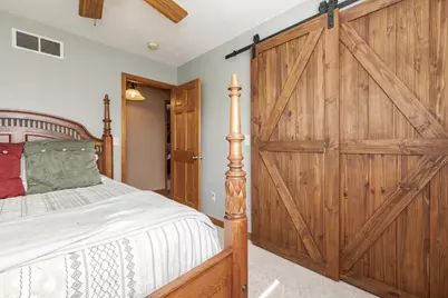 205 N Crestview Drive, Pontiac, IL 61764 - Photo 28