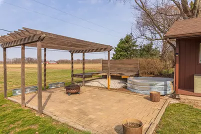 205 N Crestview Drive, Pontiac, IL 61764 - Photo 44