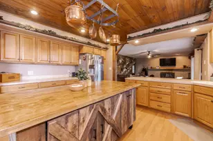 205 N Crestview Dr, Pontiac, IL 61764 - Photo 12