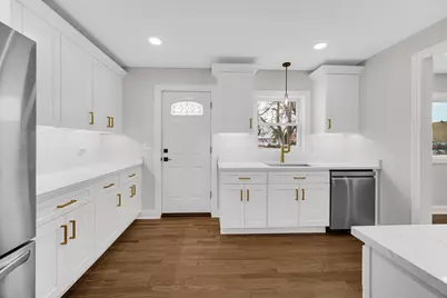 5945 Cleveland Street, Morton Grove, IL 60053 - Photo 6