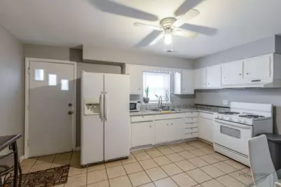 5122 W 30th Place, Cicero, IL 60804 - Photo 16