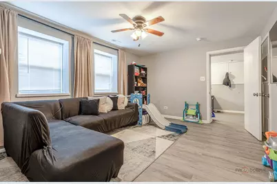 5122 W 30th Place, Cicero, IL 60804 - Photo 8