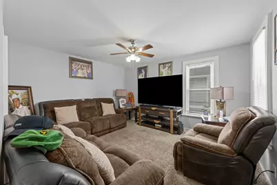 704 Francis Street, Joliet, IL 60432 - Photo 4