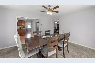 704 Francis Street, Joliet, IL 60432 - Photo 8