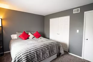 9146 W 140th St, Orland Park, IL 60462 - Photo 4